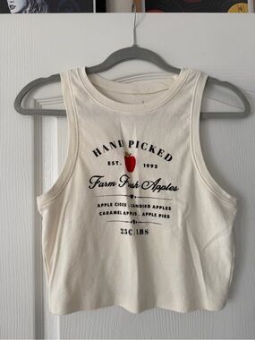 Goodie Two Sleeves Apple Picking Cropped Tank Top Cami Large
